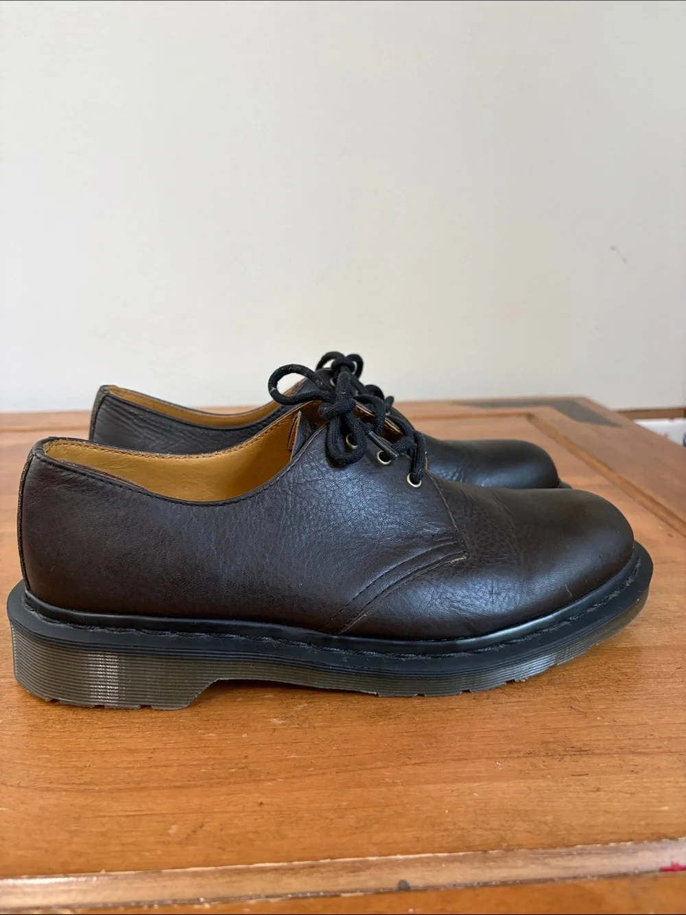 Dr. Martens Black Leather 3-Eye Derby Shoes Size 9